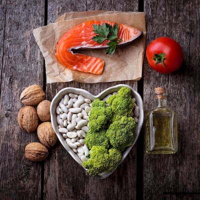 Food sources of monounsaturated fats, eg olive oil, walnuts, oily fish etc